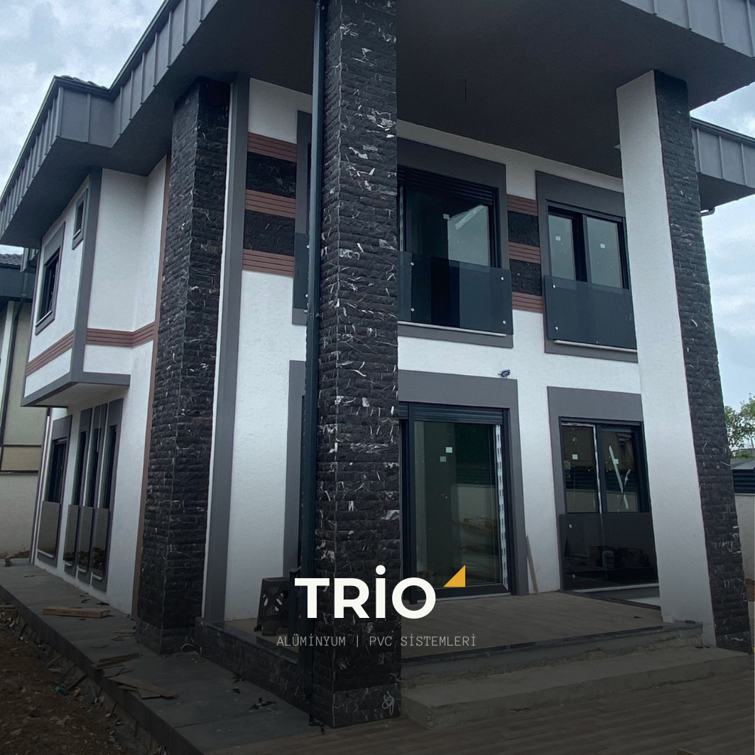 Trio Alüminyum montaj ekibi kış bahçesi kurulumu